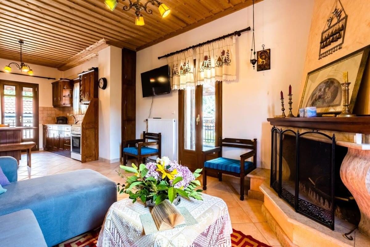 Stemnitsa Stone Residence - Comfy Mountain Getaway Esterno foto